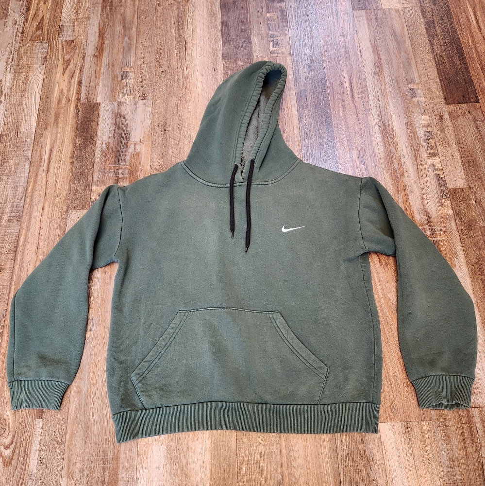 Nike Y2K Embroidered Logo Hoodie Made in Turkey